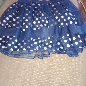Skirt with inner shorts